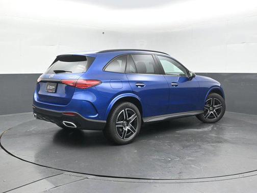 2025 Mercedes-Benz GLC 300 4MATIC