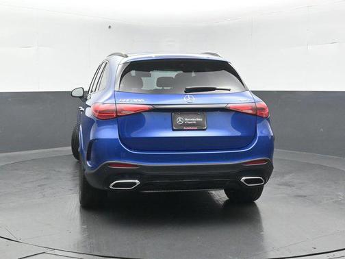 2025 Mercedes-Benz GLC 300 4MATIC