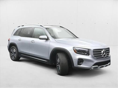 2025 Mercedes-Benz GLB 250 4MATIC