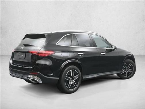 2026 Mercedes-Benz GLC 300 4MATIC