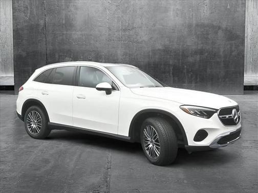 2025 Mercedes-Benz GLC 300 4MATIC