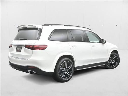 2026 Mercedes-Benz GLS 450 4MATIC