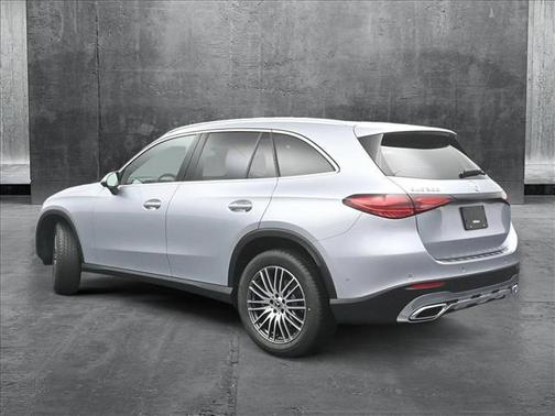 2025 Mercedes-Benz GLC 300 4MATIC