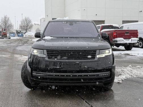 2023 Land Rover Range Rover P530 SE