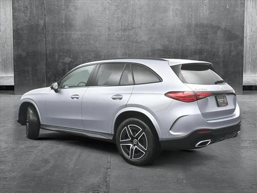 2025 Mercedes-Benz GLC 300 4MATIC