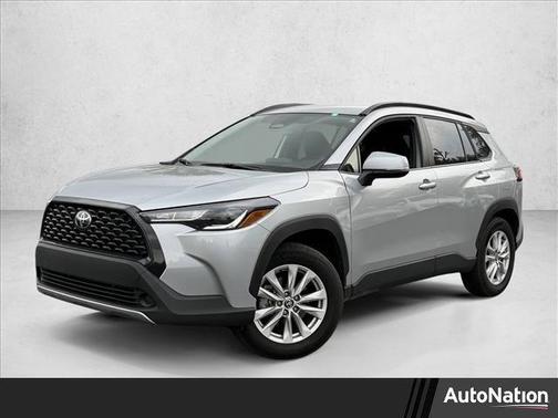 2024 Toyota Corolla Cross LE