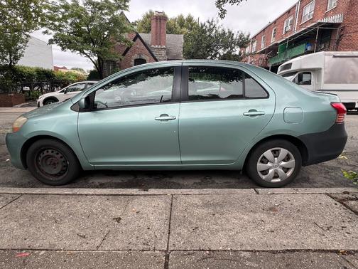 2008 Toyota Yaris 