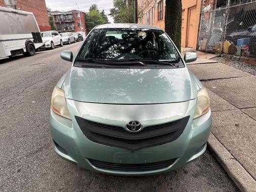 2008 Toyota Yaris 