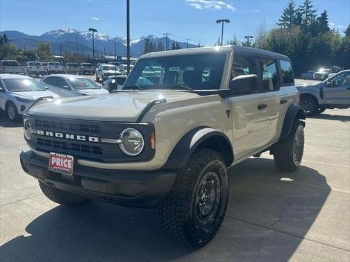 2025 Ford Bronco Base