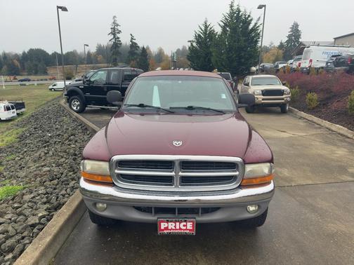 2000 Dodge Dakota Base