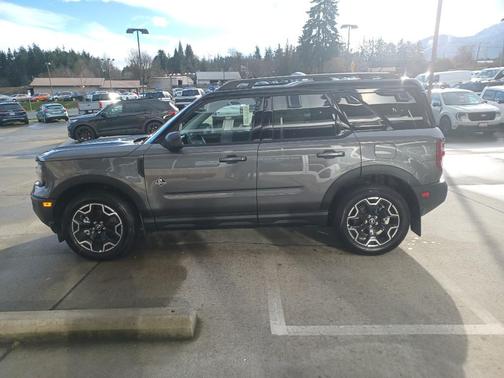 Carbonized Gray Metallic 2025 Ford Bronco Sport Outer Banks