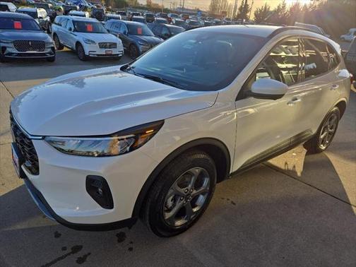2025 Ford Escape ST-Line Select