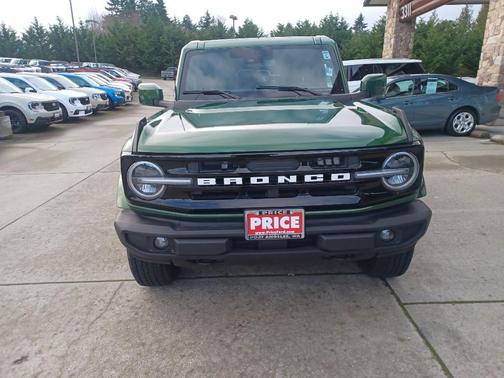 2025 Ford Bronco Outer Banks