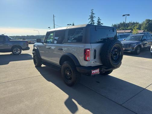 Avalanche Gray 2026 Ford Bronco Big Bend