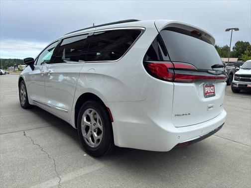 2023 Chrysler Pacifica Limited
