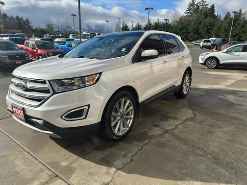 2017 Ford Edge Titanium