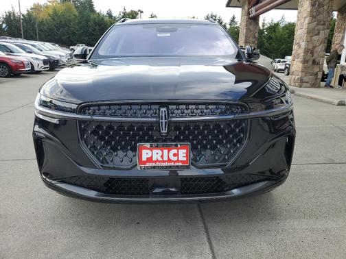 2025 Lincoln Nautilus Reserve