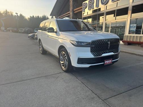 2025 Lincoln Navigator Reserve