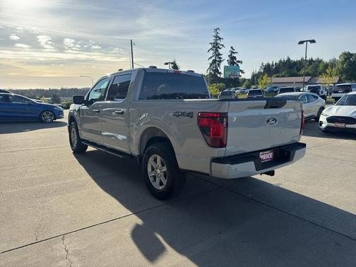 Avalanche 2026 Ford F-150 XLT