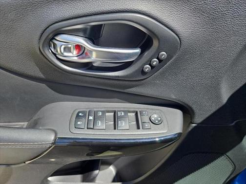 2023 Jeep Cherokee Altitude