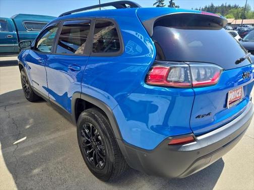 2023 Jeep Cherokee Altitude