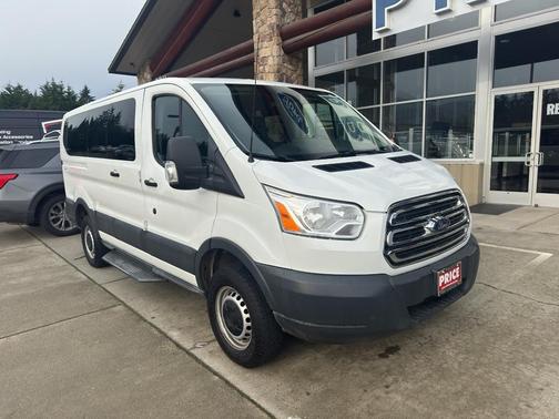 2017 Ford Transit-150 XLT