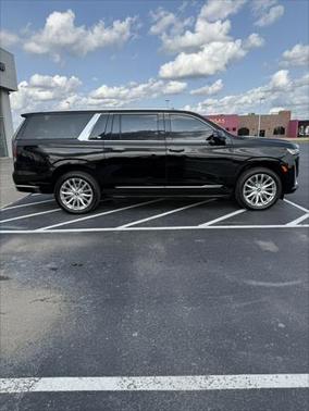 2023 Cadillac Escalade ESV Premium Luxury