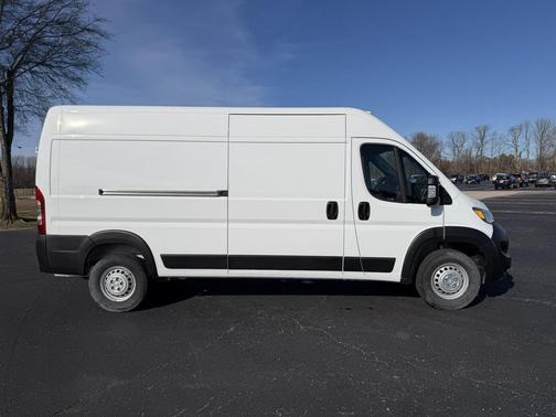 2025 RAM ProMaster 2500 Tradesman
