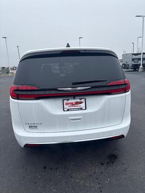 2026 Chrysler Pacifica L