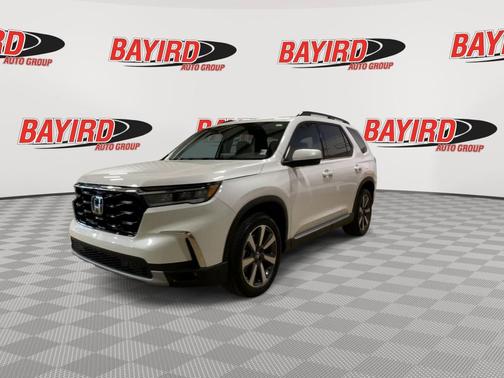 2025 Honda Pilot Touring 8-Passenger