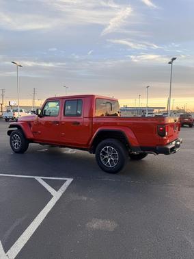 2026 Jeep Gladiator Sport S