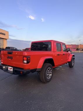 2026 Jeep Gladiator Sport S