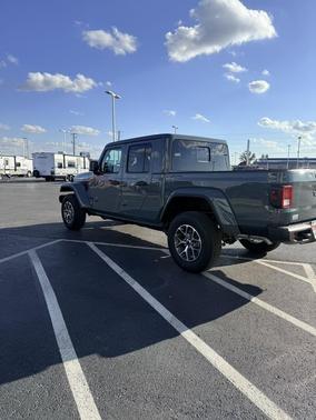 2026 Jeep Gladiator Sport S