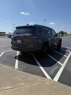 2022 Jeep Grand Cherokee L Altitude