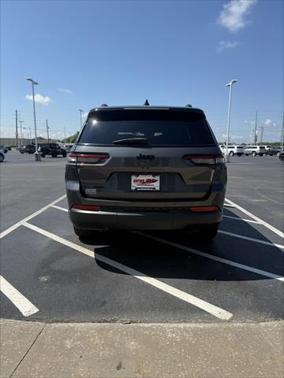 2022 Jeep Grand Cherokee L Altitude