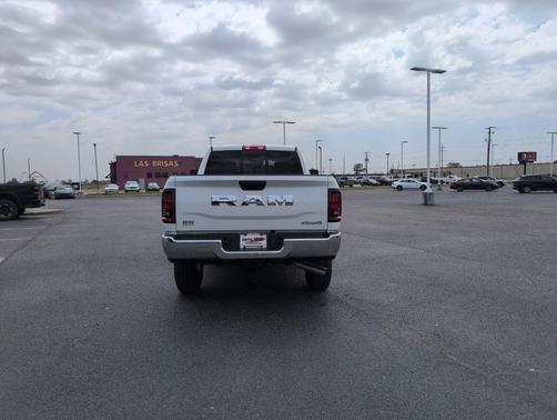 Bright White Clearcoat 2026 RAM 2500 Tradesman Crew Cab 4x4 6'4' Box