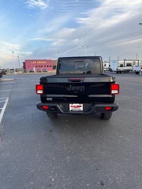 2026 Jeep Gladiator Sport S