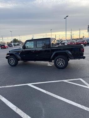 2026 Jeep Gladiator Sport S