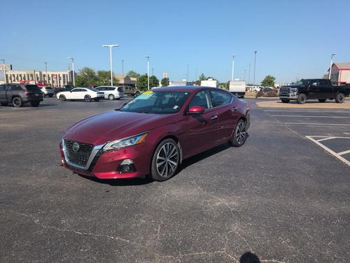 Scarlet Ember Tintcoat 2021 Nissan Altima Platinum Intelligent AWD