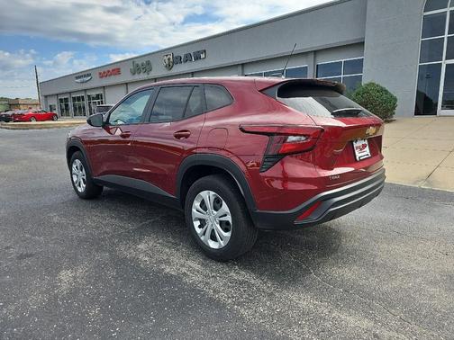 BK 2025 Chevrolet Trax LS