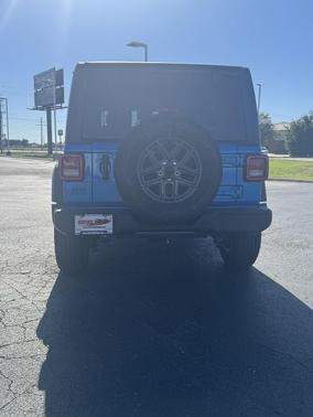 2025 Jeep Wrangler Sport S