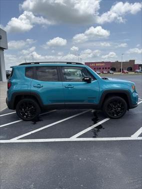 2022 Jeep Renegade Altitude