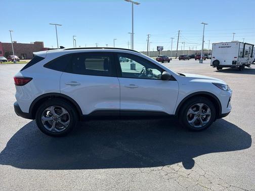 Space Silver Metallic 2025 Ford Escape ST-Line