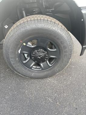 2026 RAM 3500 Tradesman Crew Cab 4x4 6'4' Box