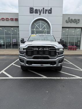2025 RAM 2500 Tradesman Crew Cab 4x4 6'4' Box