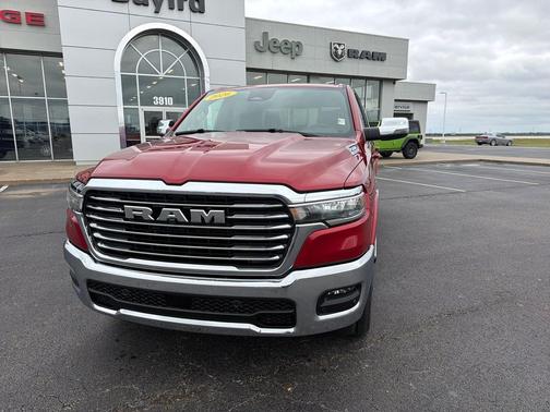 Molten Red Pearlcoat 2026 RAM 1500 Laramie