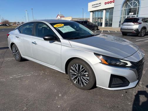 2024 Nissan Altima 2.5 SV