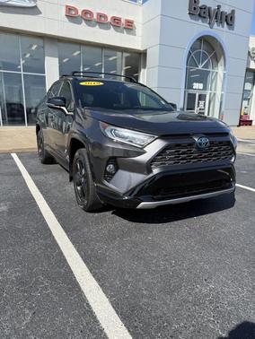 2019 Toyota RAV4 Hybrid SE