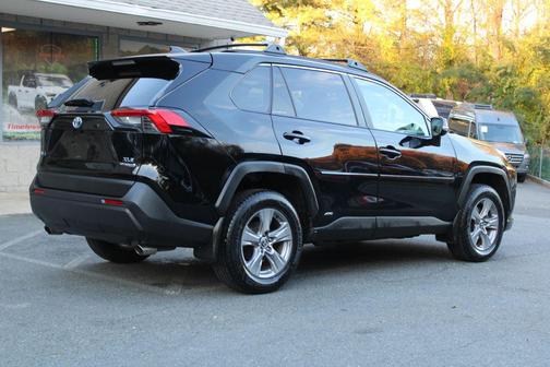 2023 Toyota RAV4 Hybrid XLE