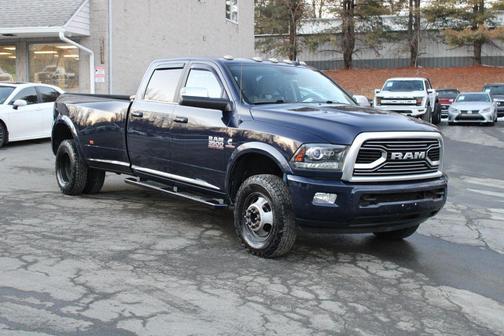2018 RAM 3500 Limited Crew Cab 4x4 8' Box